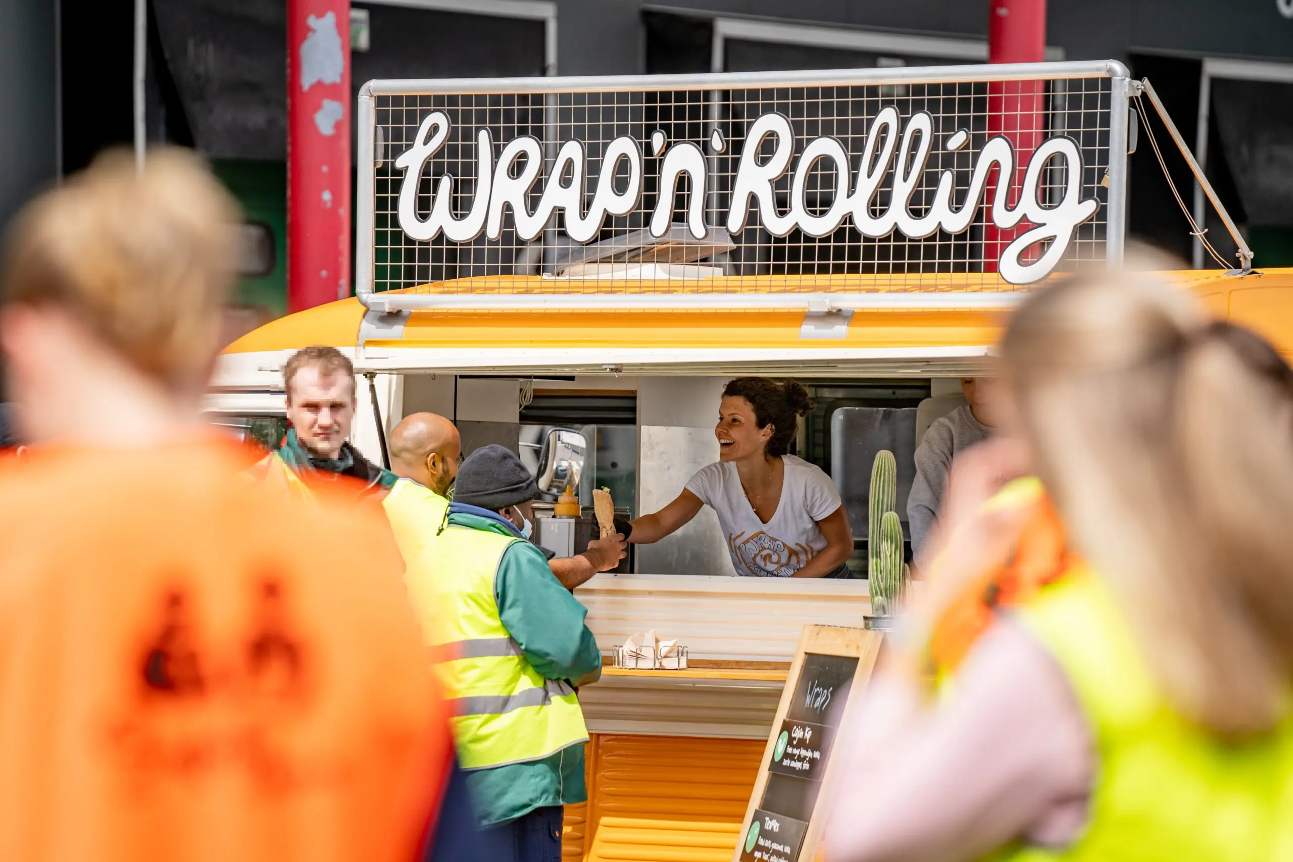 Wraps serveren aan bouwvak